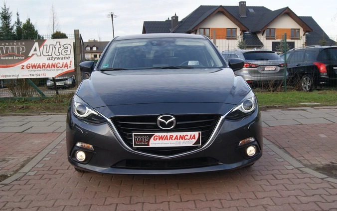Mazda 3 cena 51900 przebieg: 105000, rok produkcji 2017 z Szczecin małe 781